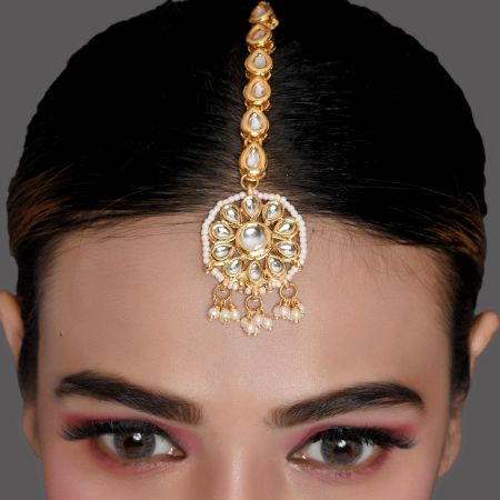 Kundan Pearl Maang Tikka for Bridal Wear